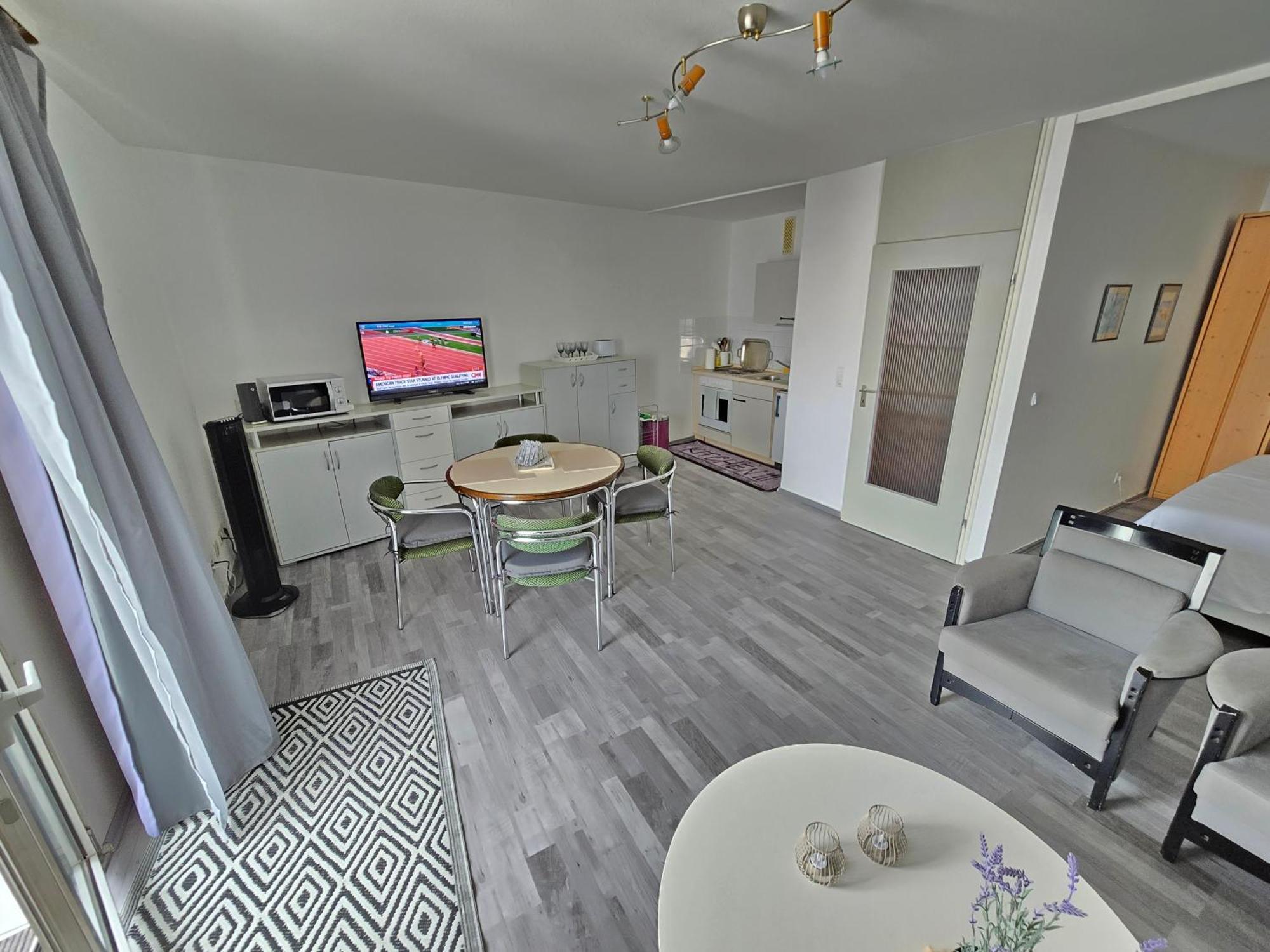 Apartment'S Nr 2, 2B Und 2C In Stuttgart Stadtmitte Buitenkant foto