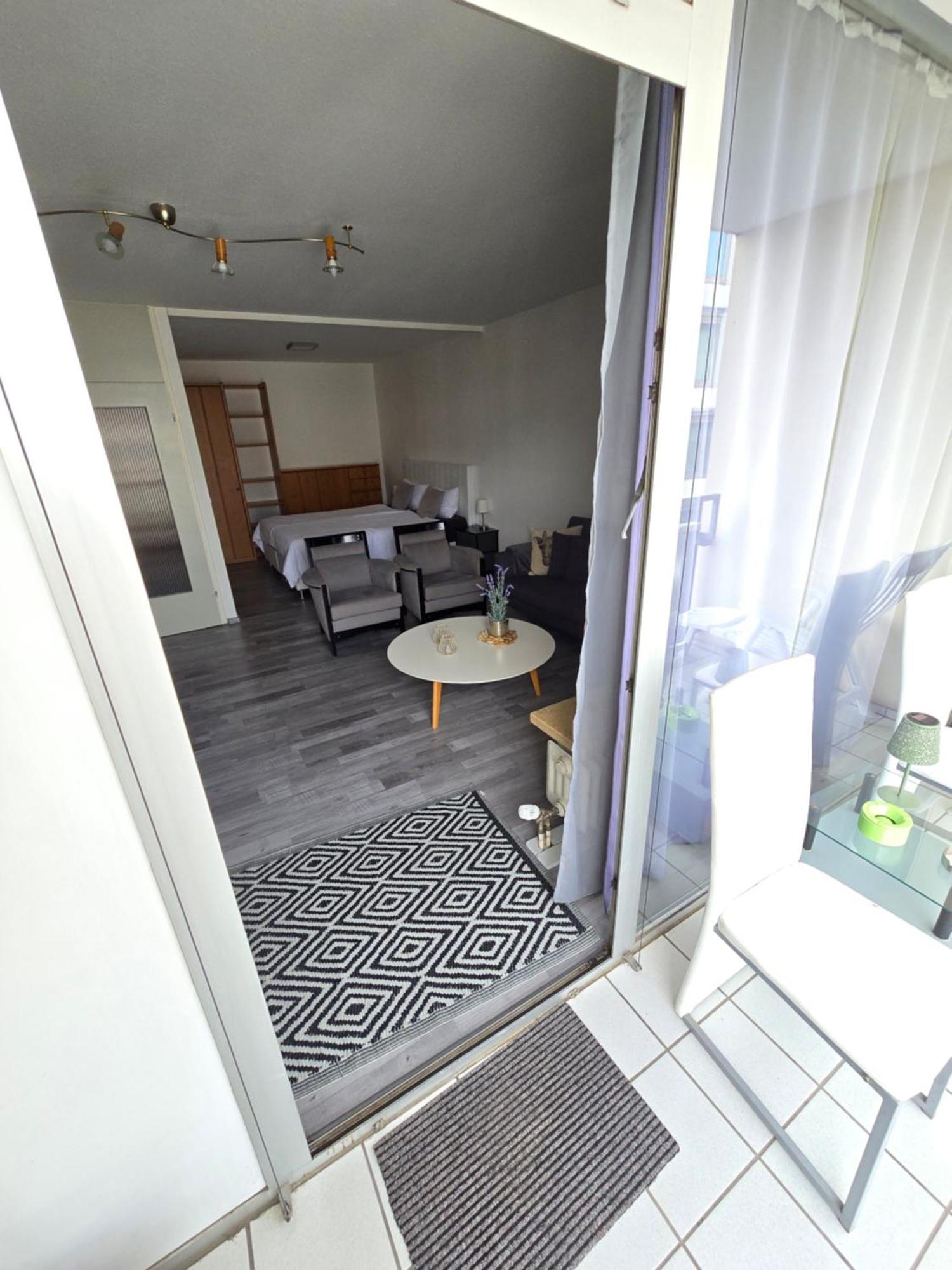 Apartment'S Nr 2, 2B Und 2C In Stuttgart Stadtmitte Buitenkant foto